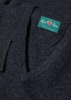 Albury Geelong Wool Jumper In Charcoal - Regular Fit -AlanPaine Shop Albury Geelong Wool Jumper Charcoal