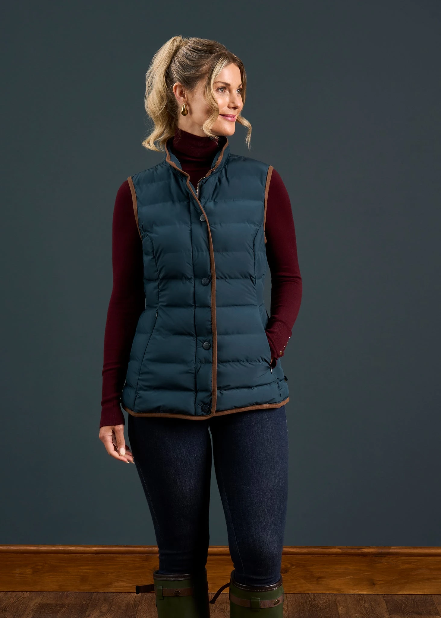 Calsall Ladies Quilted Gilet In Navy - Regular Fit 4 Calsall Ladies Quilted Gilet In Navy - Regular Fit - Image 2
