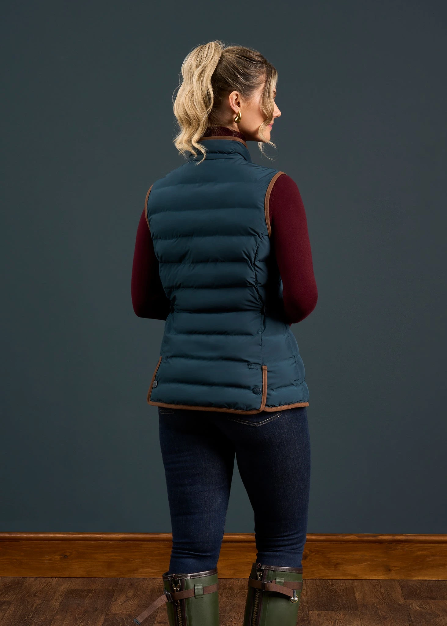 Calsall Ladies Quilted Gilet In Navy - Regular Fit 6 Calsall Ladies Quilted Gilet In Navy - Regular Fit - Image 4