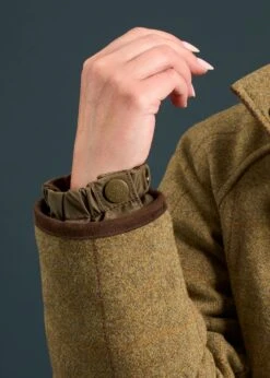 Combrook Ladies Tweed Shooting Coat In Grove - Shooting Fit -AlanPaine Shop Combrook Ladies Tweed Shooting Coat Grove 4 b6e0c5a9 c1a0 44ca 9ff7 4c2310e00870