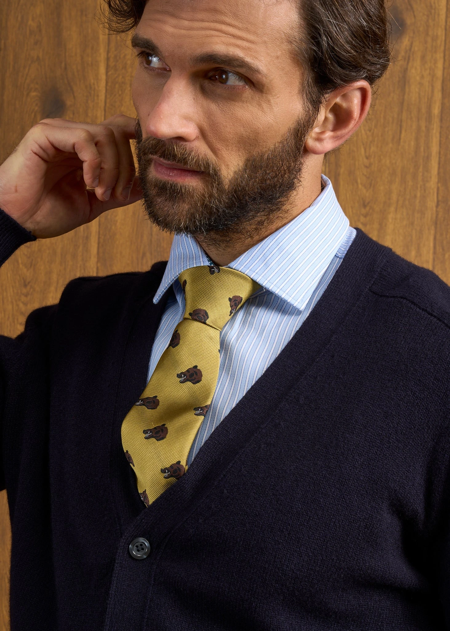 Cornwall Lambswool Cardigan In Navy - Classic Fit 7 Cornwall Lambswool Cardigan In Navy - Classic Fit - Image 5