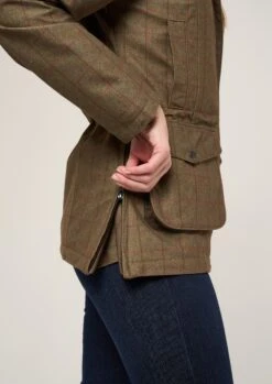 Didsmere Ladies Technical Tweed Coat In Pine - Regular Fit -AlanPaine Shop Didsmere Womens Shooting Coat Pine 4