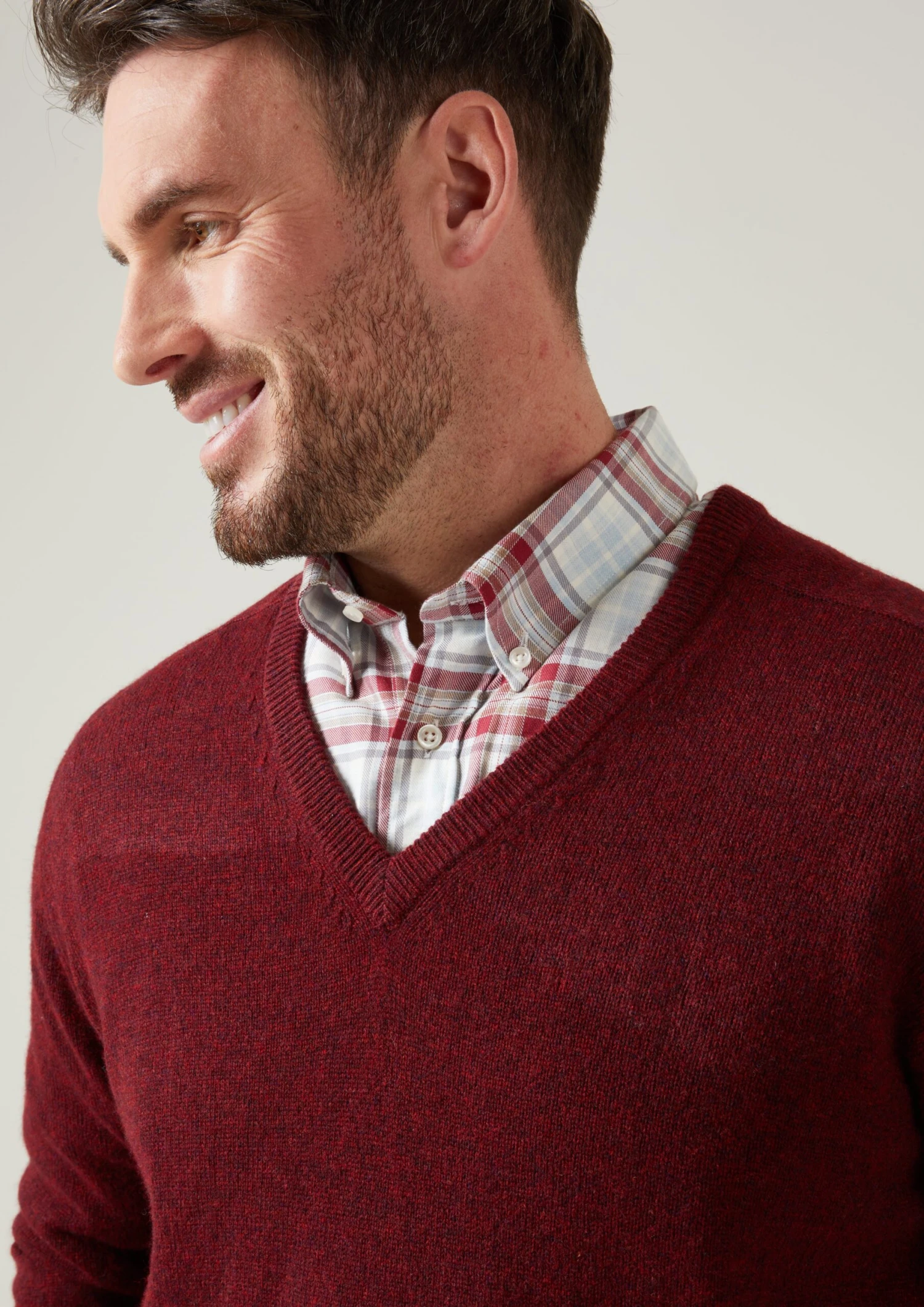 Hampshire Lambswool Jumper In Red Velvet - Classic Fit 7 Hampshire Lambswool Jumper In Red Velvet - Classic Fit - Image 5
