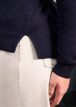 Isla Ladies Wool And Cashmere Vee Neck Jumper In Dark Navy 13 Isla Ladies Wool And Cashmere Vee Neck Jumper In Dark Navy -AlanPaine Shop Isla Ladies Wool and Cashmere Vee Neck Dark Navy 2