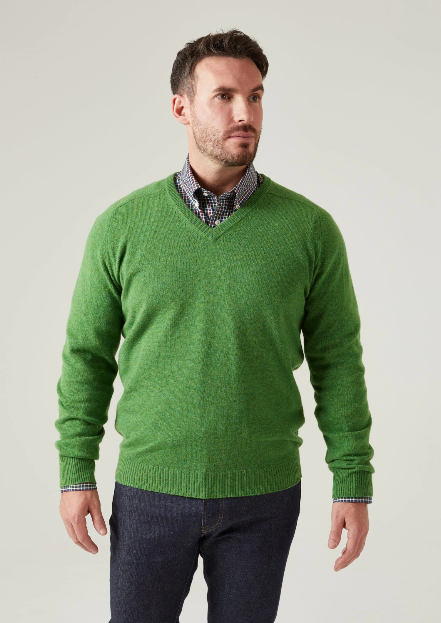 Kilsyth Men's Lambswool Jumper In Watercress - Regular Fit 7 Kilsyth Men's Lambswool Jumper In Watercress - Regular Fit - Image 5