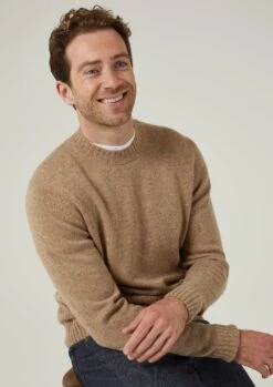 Kinnadie Supersoft Shetland Jumper In Pale Oak - Regular Fit -AlanPaine Shop Kinnadie mens supersoft shetland jumper pale oak 5