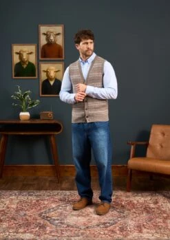 Maywick Men's Lambswool Fair Isle Waistcoat In Vole -AlanPaine Shop Lambswool Fairisle Kinitted Slipover Vole 5