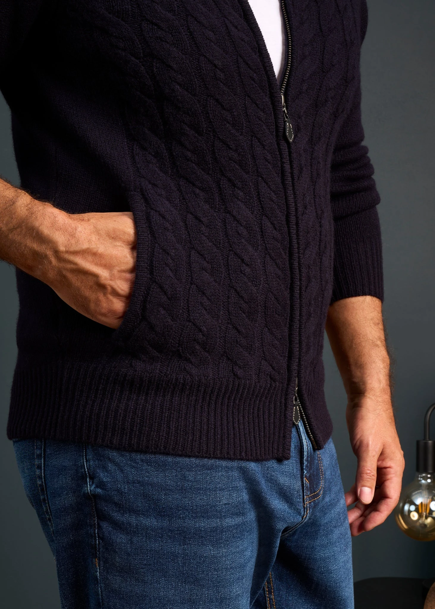Aberfoyle Men's Lambswool Cable Front Zip Mock Neck In Navy 6 Aberfoyle Men's Lambswool Cable Front Zip Mock Neck In Navy - Image 4