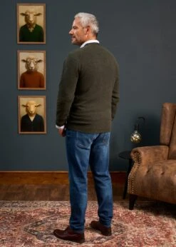 Cornwall Lambswool Cardigan In Seaweed - Classic Fit -AlanPaine Shop Mens Lambswool Cardigan Dark Green 3