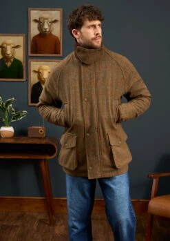 Surrey Waterproof Tweed Coat In Hawkswood - Shooting Fit -AlanPaine Shop Mens Tweed Coat Green Check 3 fotor 202509089933