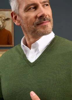 Millbreck Men's Merino Wool Jumper In Forest - Regular Fit -AlanPaine Shop Millbreck Mens Merino Wool Vee Neck Forest 2