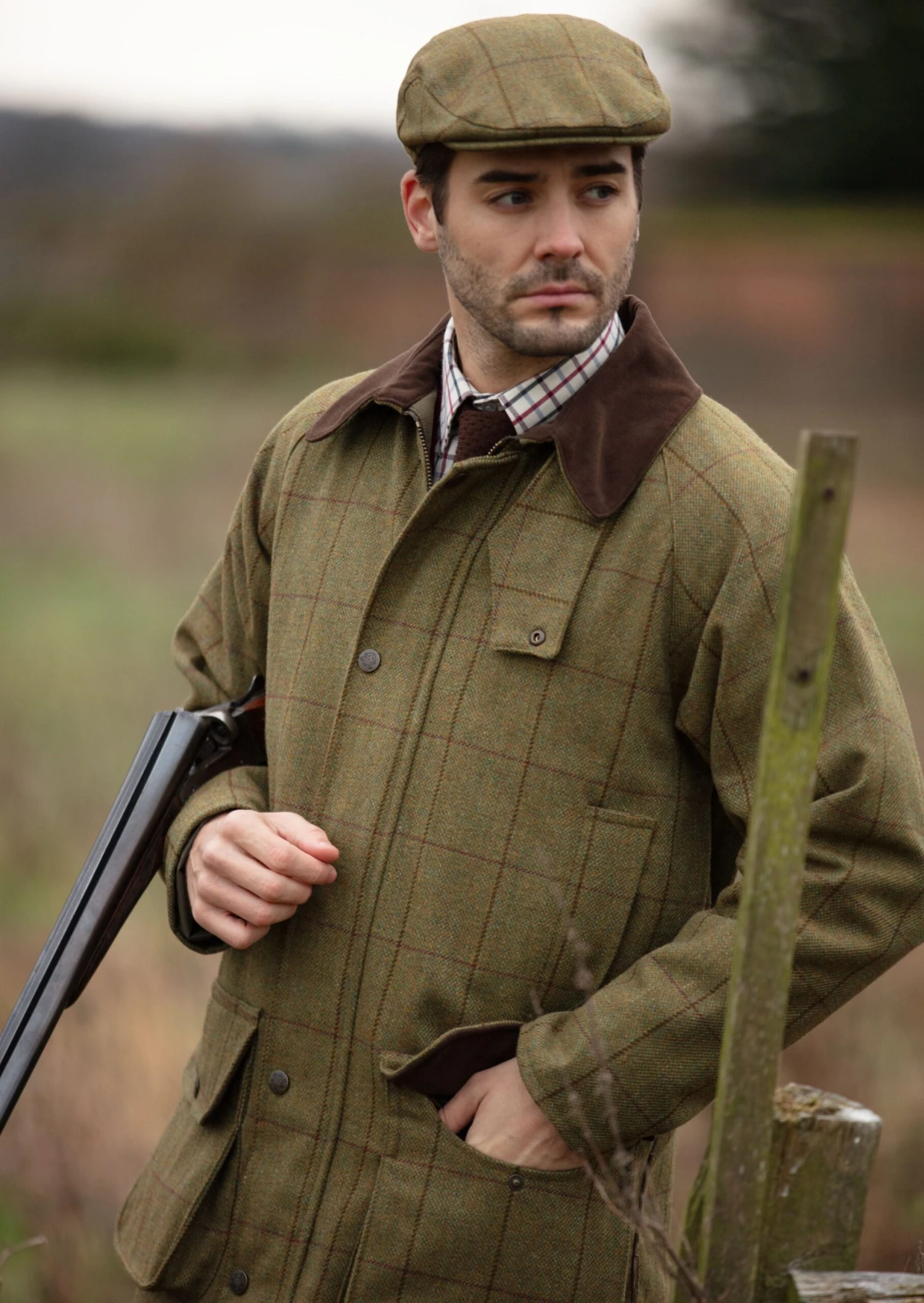 Rutland Men's Tweed Waterproof Shooting Coat In Lichen - Regular Fit 5 Rutland Men's Tweed Waterproof Shooting Coat In Lichen - Regular Fit - Image 3