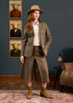 Surrey Ladies Tweed Culottes In Seabrook -AlanPaine Shop Surrey Ladies Tweed Cullotes Seabrook 3