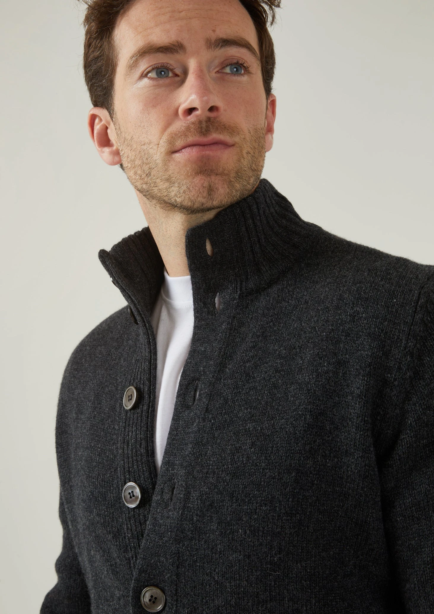 Landford Men's Lambswool Buttoned Jumper In Charcoal - Regular Fit 6 Landford Men's Lambswool Buttoned Jumper In Charcoal - Regular Fit - Image 4